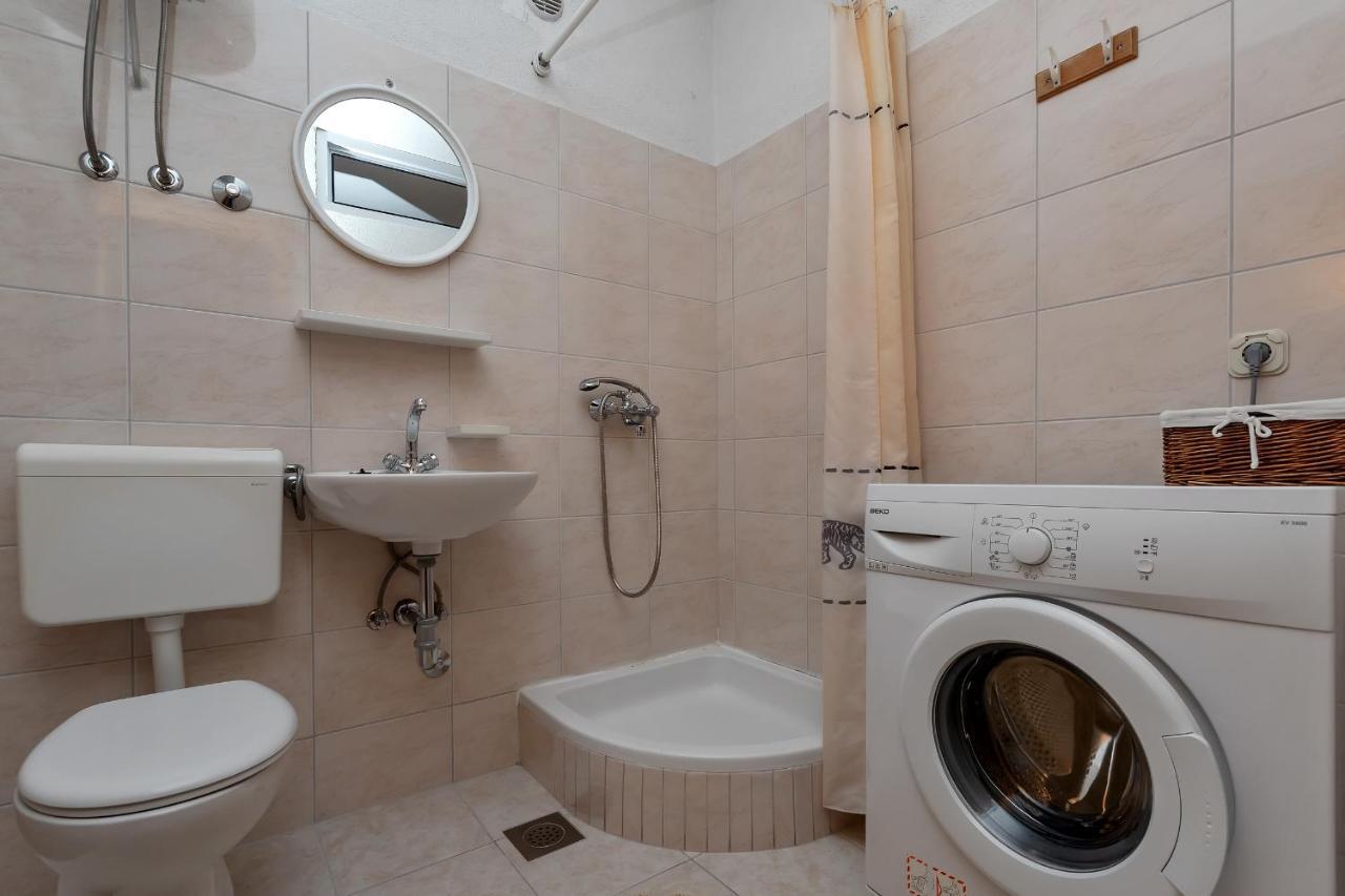 Apartmani Antonela 德朗西斯 外观 照片